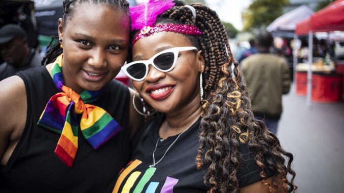 Imagen de archivo del desfile del Orgullo Gay en Johannesburgo. EFE/EPA/KIM LUDBROOK
