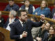 El presidente de la Generalitat, Pere Aragonès, durante la sesión de control al Govern que se celebra este jueves en el Parlament, a un día de la votación final de los presupuestos catalanes. EFE/Andreu Dalmau