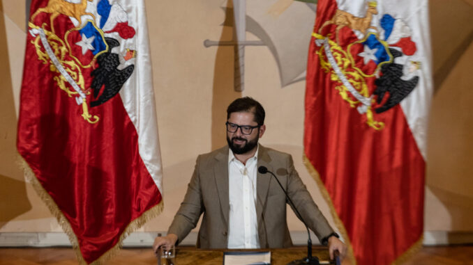 Fotografía de archivo del presidente de Chile, Gabriel Boric. EFE/ Ailen Diaz
