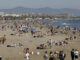 Imagen de ayer de mucha afluencia en las playas valencianas. EFE/ Juan Carlos Cárdenas