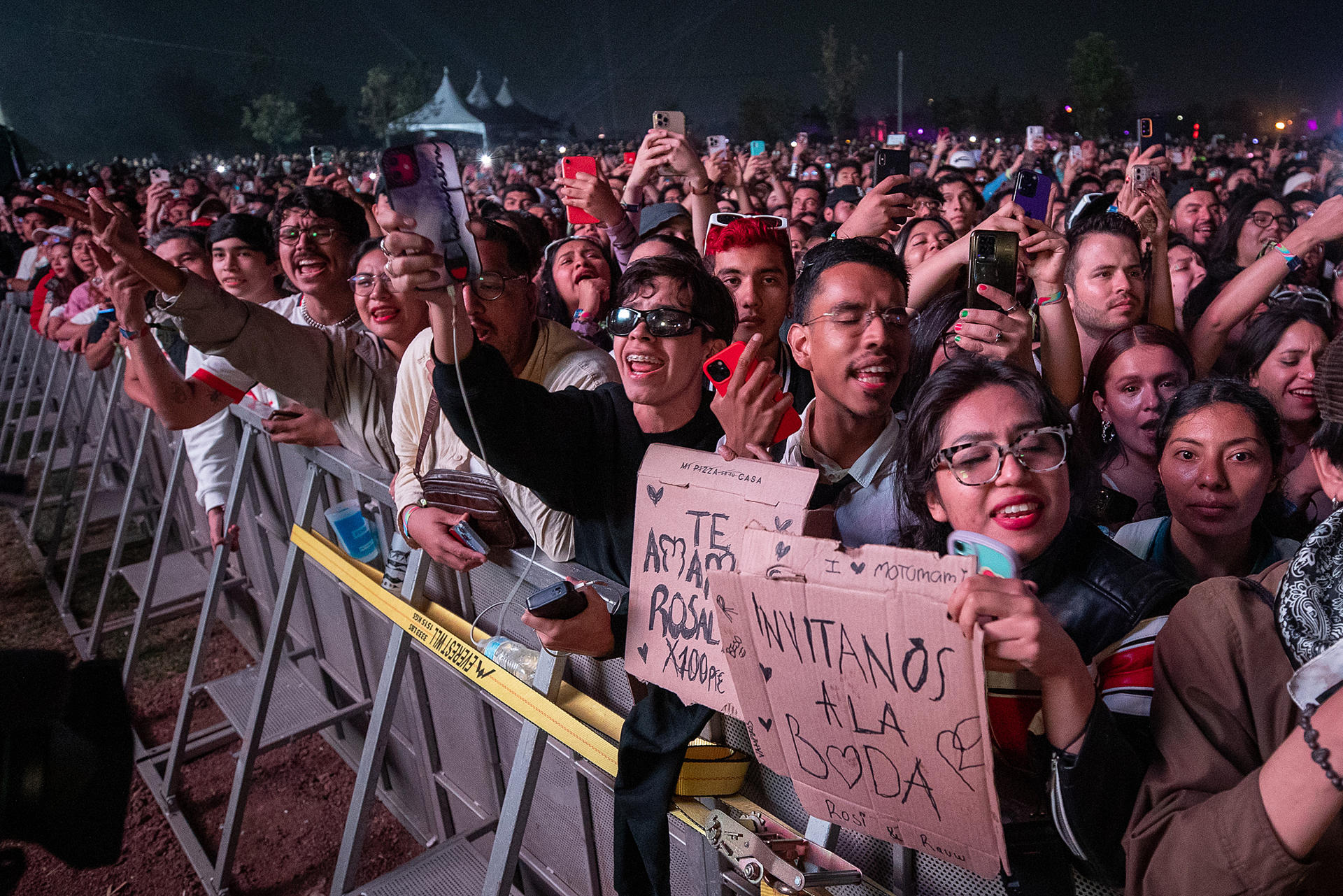 Más de 50.000 personas asisten al festival AXE Ceremonia en el Parque Bicentenario en Ciudad de México. EFE/ Isaac Esquivel
