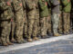 Un momento del acto de despedida del contingente ucraniano, celebrado este lunes en la Academia de Infantería de Toledo. EFE/Ismael Herrero