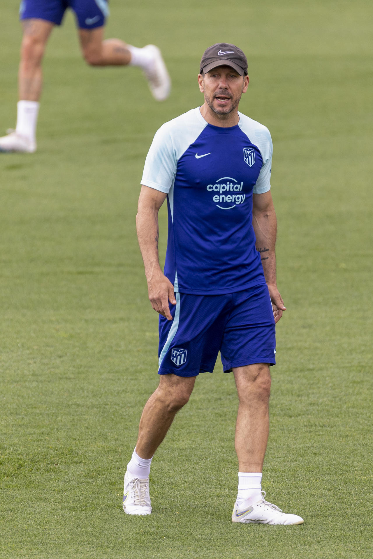 Simeone, durante el entrenamiento.- EFE/Daniel Gonzalez
