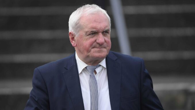 Imagen de archivo de Bertie Ahern. EFE/EPA/MARK MARLOW
