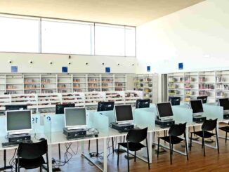 La Biblioteca Pública Municipal Ángel González recibe el premio a las buenas prácticas