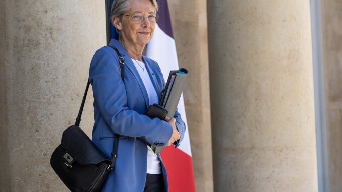 La primera ministra francesa, Élisabeth Borne. EFE/EPA/CHRISTOPHE PETIT TESSON
