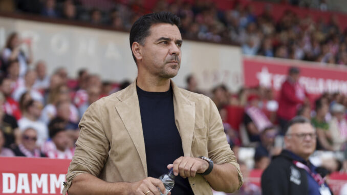 El entrenador del Girona, Míchel, en una foto de archivo. EFE/David Borrat
