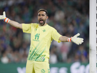 El portero del Betis, Claudio Bravo, en una foto de archivo. EFE/José Manuel Vidal