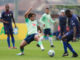 Guilherme Biro (i) de la selección brasileña sub-20 disputa el balón durante un partido de entrenamiento contra Madureira en la Granja Comary en Teresópolis (Brasil). EFE/André Coelho