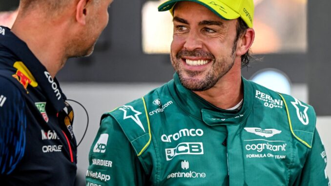 El piloto español de Fórmula 1 Fernando Alonso de Aston Martin tras la sesión de clasificación para el Gran Premio de Fórmula 1 de Mónaco en el Circuito de Mónaco de Montecarlo, Mónaco. EFE/EPA/CRISTIANO BRUNA
