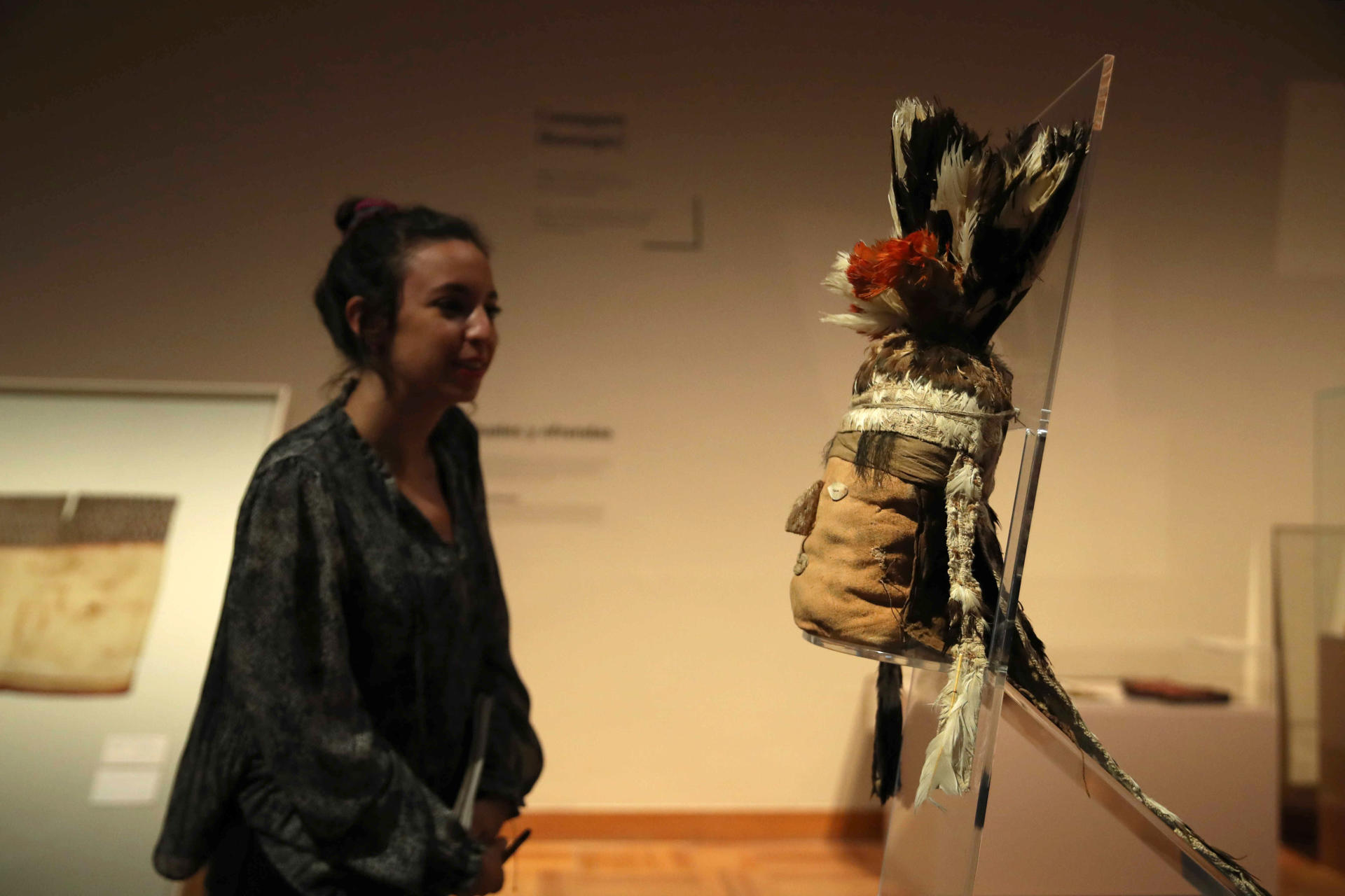 Fotografía de obras expuestas sobre los Incas, el 20 de junio de 2023, en el Museo de rte de Lima (Perú). . EFE/ Paolo Aguilar
