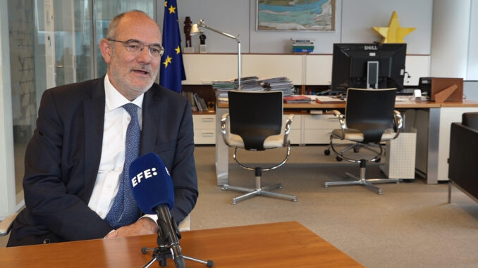 El director de comunicación del Parlamento Europeo, Jaume Duch, durante una entrevista con la agencia EFE este viernes en Madrid. EFE/ Leo Rodríguez
