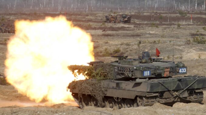 Imagen de archivo de un tanque 'Leopard 2'. EFE/EPA/VALDA KALNINA
