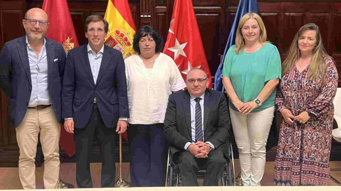 Almeida se reúne con el CERMI Comunidad de Madrid