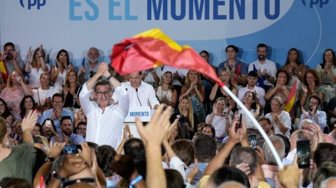 Feijóo pide votos al PP para lograr "el cambio"