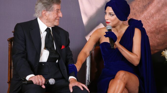 Imagen de archivo de Tony Bennett y Lady Gaga. EFE/EPA/JULIEN WARNAND *** Local Caption *** 51621709
