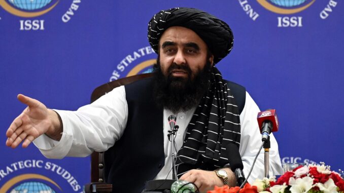 Imagen de archivo del ministro de Exteriores del Gobierno de los talibanes en Afghanistan, Amir Khan Muttaqi. EFE/EPA/SOHAIL SHAHZAD
