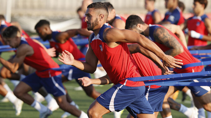 El centrocampista del Atlético de Madrid, Jorge Resurrección "Koke", este viernes durante el entrenamiento en la ciudad deportiva Wanda en Majadahonda. EFE/Atlético de Madrid
