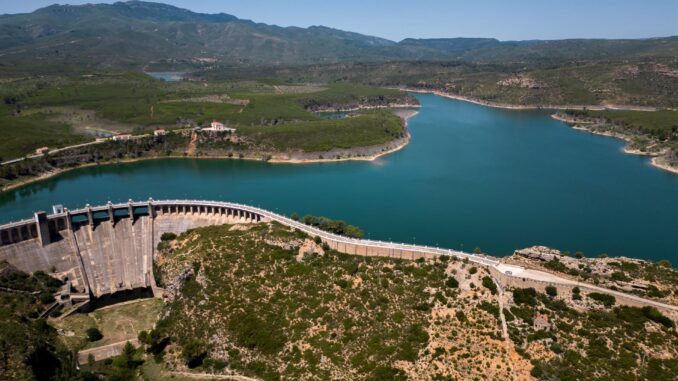 Vista general del embalse de Forata, en Valencia, este martes. EFE/Biel Aliño
