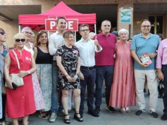 Felix Bolaños y Juan Lobato protagonizan un acto de campaña en Leganés