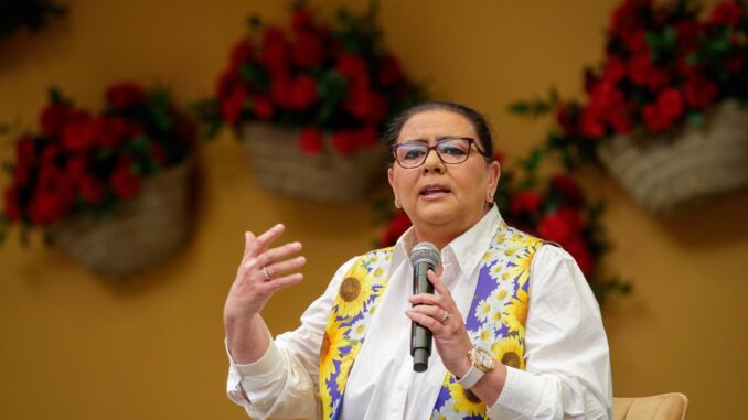 Imagen de archivo de la cantante sevillana María del Monte. EFE/ Julio Muñoz
