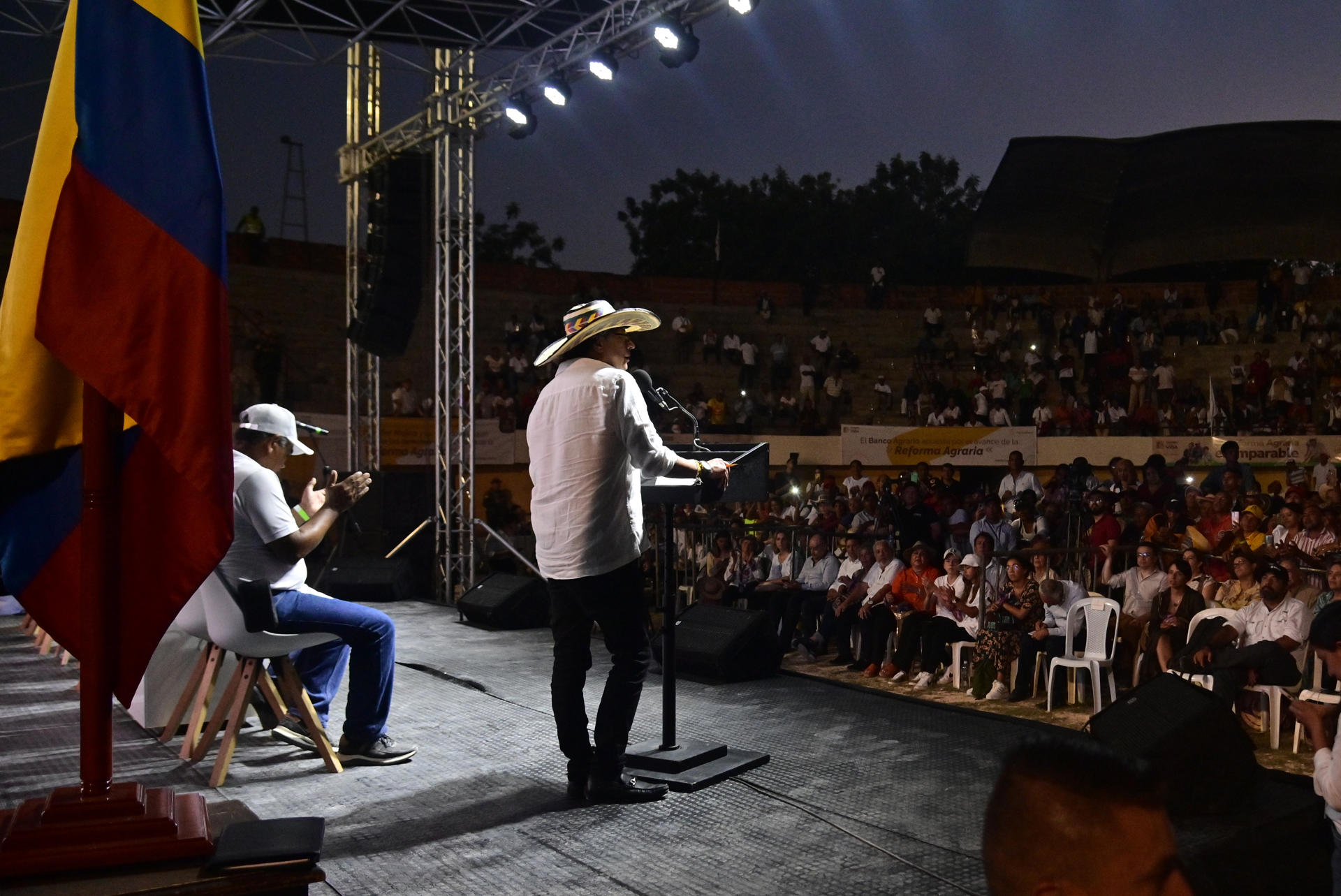 Fotografía cedida por la oficina de prensa de la presidencia de la República del mandatario colombiano Gustavo Petro durante el lanzamiento del Sistema Nacional de Reforma Agraria este 3 de agosto de 2023 en Sincelejo (Colombia).EFE/Presidencia de Colombia
