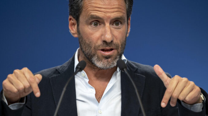 El vicesecretario de Cultura y Sociedad Abierta, Borja Sémper, durante la rueda de prensa ofrecida tras la reunión del Comité de DIrección de la formación, este lunes en Madrid. EFE/ Daniel Gonzalez
