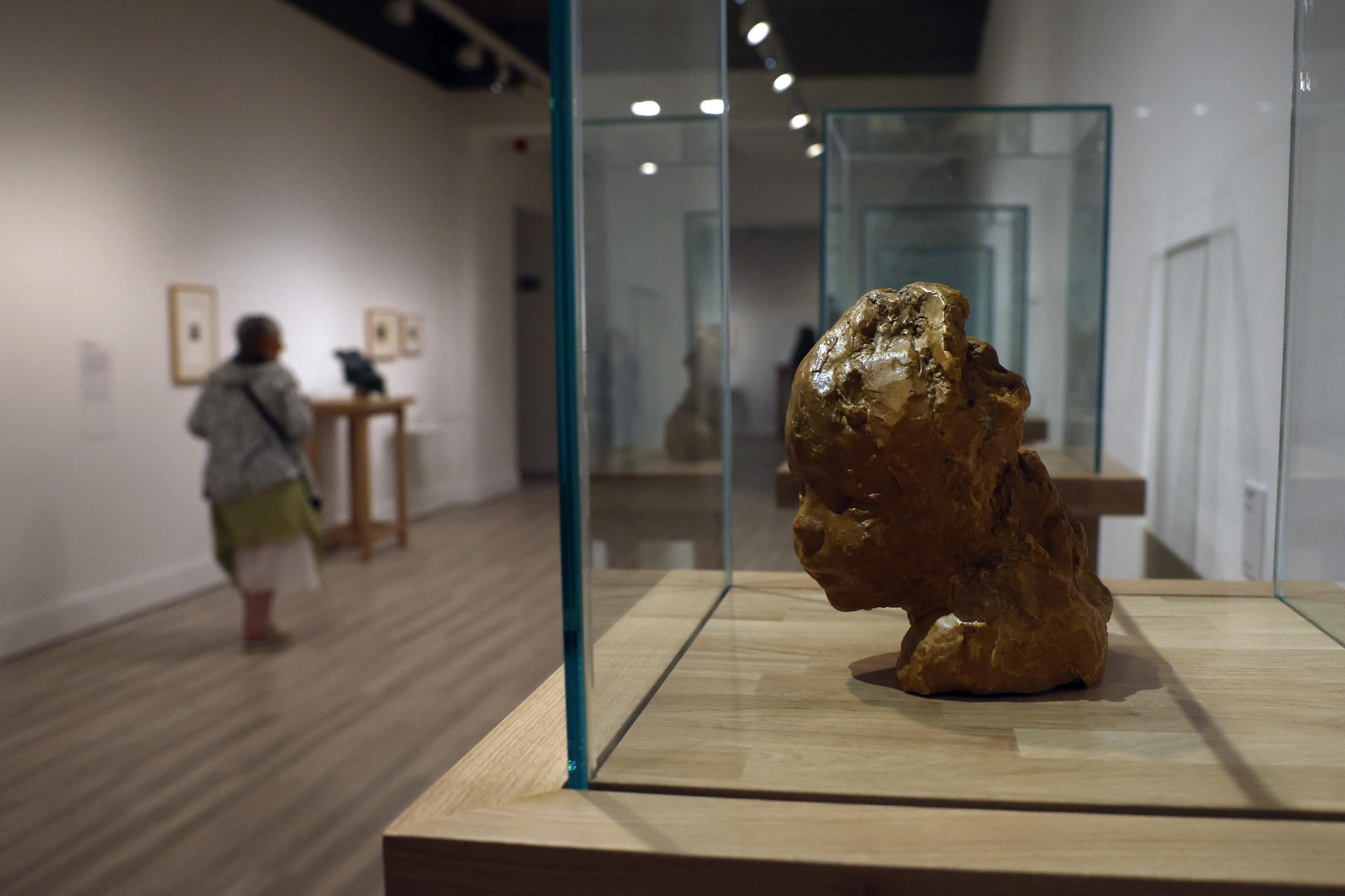 Exposición "Medardo Rosso. Pionero de la escultura moderna"  presentada este lunes en la Fundación Mapfre de Madrid.EFE/ JJ.Guillen
