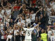 El centrocampista inglés del Real Madrid Jude Bellingham celebra tras marcar el 1-0 durante el encuentro del grupo C de Liga de Campeones entre Real Madrid y Unión Berlín, este miércoles en el Estadio Santiago Bernabéu en Madrid. EFE/ Rodrigo Jiménez