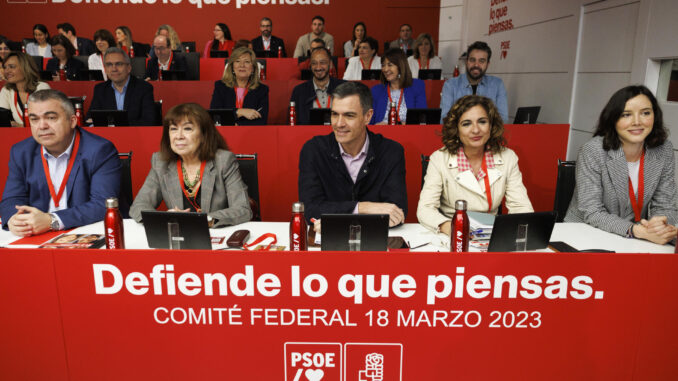 Imagen de archivo de una reunión del Comité Federal del PSOE. EFE/ Sergio Pérez
