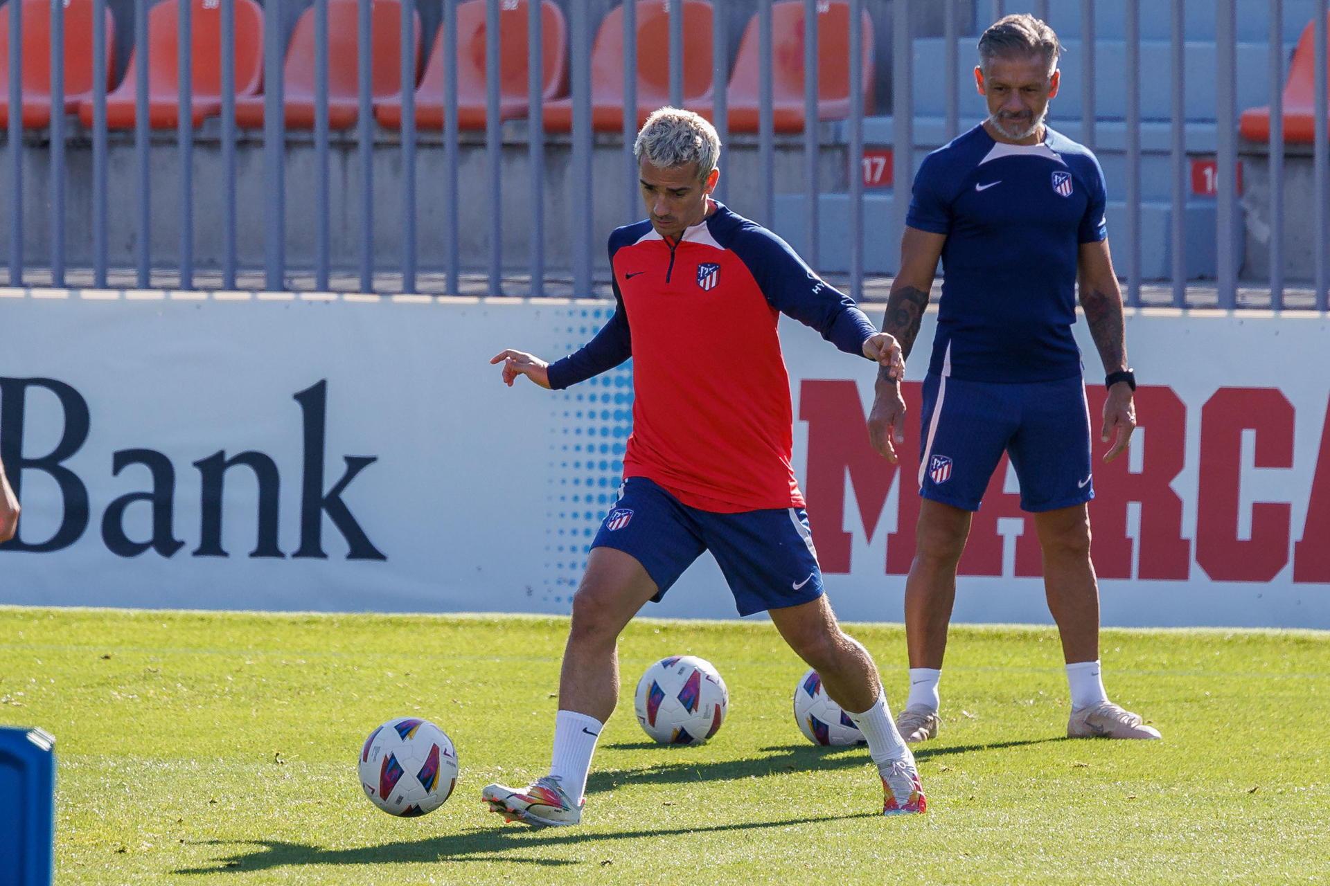 Antoine Griezmann, en un ejercicio del entrenamiento. EFE/Rodrigo Jiménez
