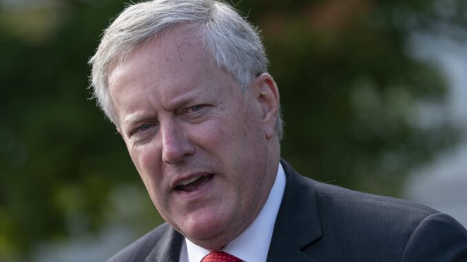 Mark Meadows, ex jefe de gabinete del expresidente estadounidense Donald Trump, en una fotografía de archivo. EFE/Chris Kleponis/Pool
