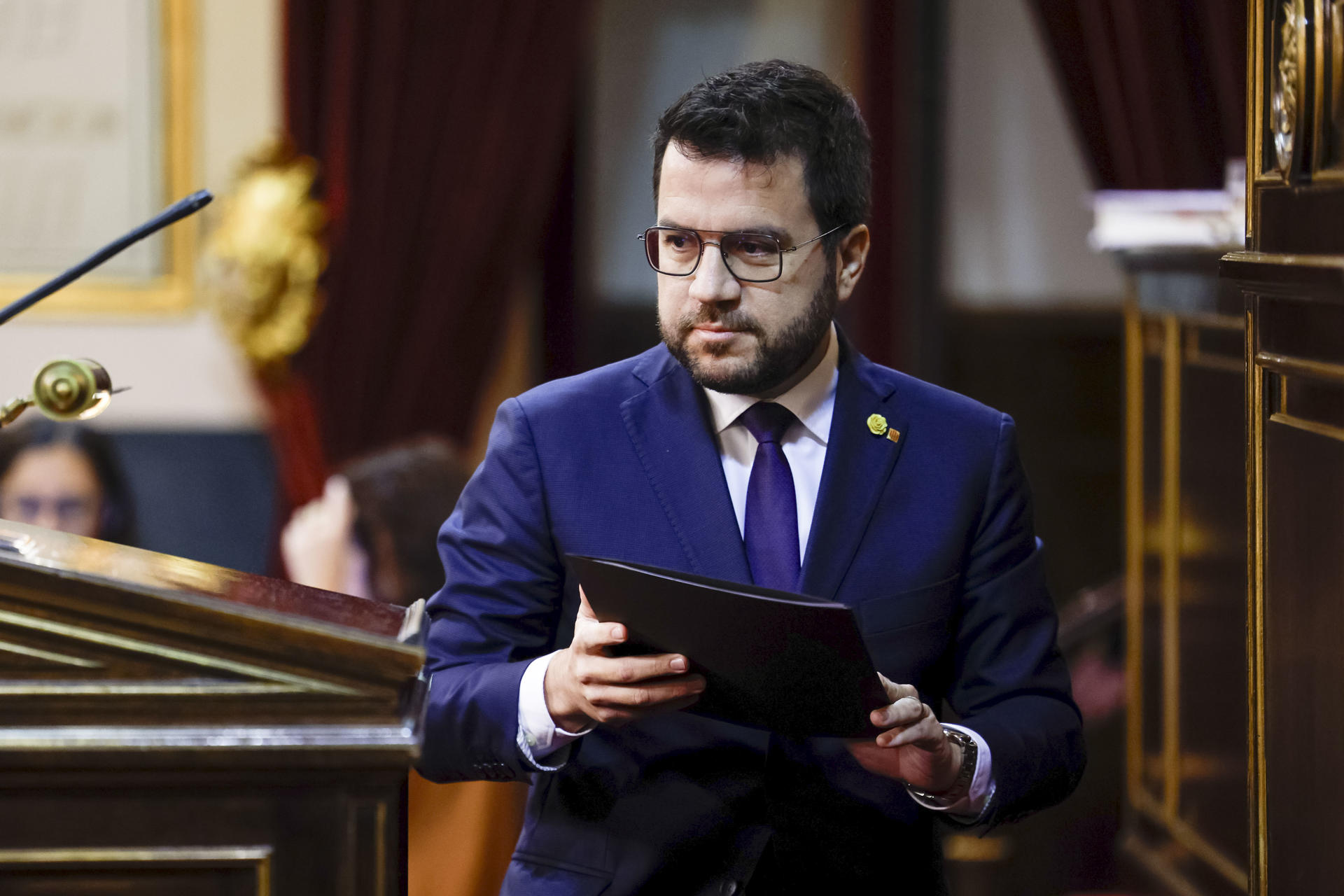 El presidente de la Genaralitat, Pere Aragonés, tras intervenir en la Comisión General de las Comunidades Autónomas, este jueves en la Cámara Alta. EFE/ Daniel Gonzalez
