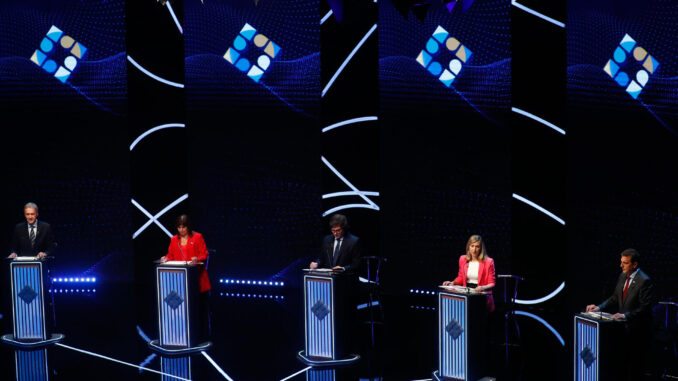 Los cinco candidatos a la Presidencia de Argentina participan  en un segundo debate electoral, en Buenos Aires (Argentina). EFE/Agustín Marcarian/Pool
