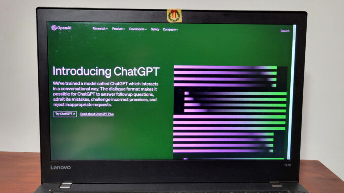 Fotografía de archivo de una computadora con la portada de ChatGPT.EFE/Latif Kassidi
