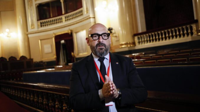 Fotografía fechada el 27 de junio de 2023 de Jordi Cañas durante una entrevista con EFE en el contexto de la XV sesión plenaria ordinaria de la Asamblea Parlamentaria Euro-Latinoamericana, en la sede del Senado, en Madrid (España). EFE/ David Fernández
