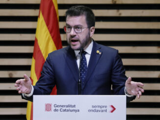 El presidente de la Generalitat, Pere Aragonès, durante su intervención en un acto en la antigua cárcel Modelo de Barcelona sobre experiencias internacionales de amnistía en resolución de conflictos, en la que ha celebrado el acuerdo con el PSOE para una ley de amnistía dirigida a "todos los represaliados, sin excepción", y ha subrayado que "es la hora de abordar el fondo del conflicto político, avanzar hacia el ejercicio del derecho a decidir". EFE/Andreu Dalmau