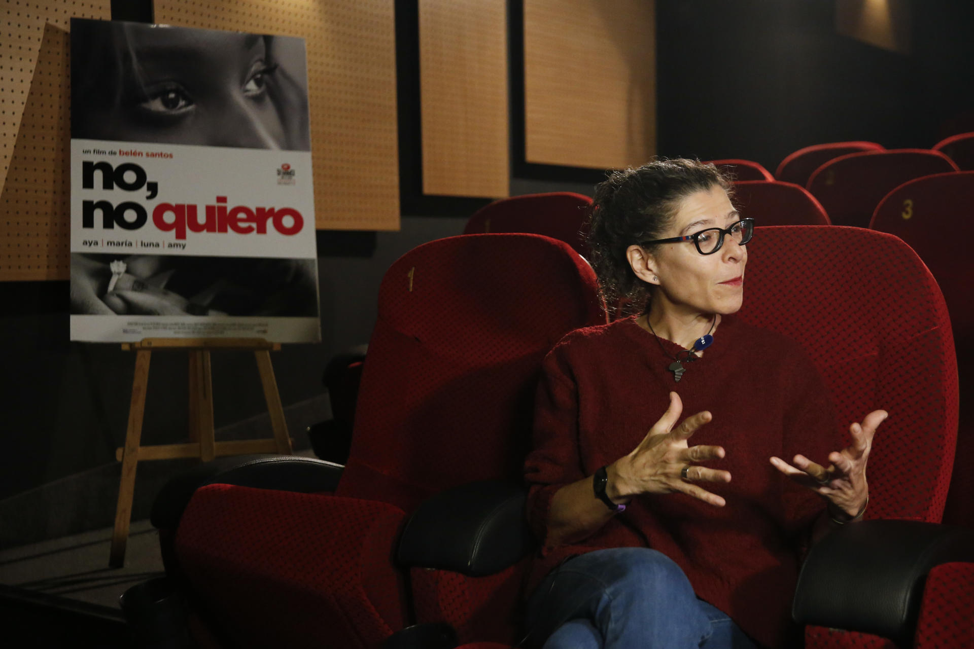 Belén Santos, directora del documental 'No, no quiero', conversa con EFE en los cines Golum de Madrid con motivo del estreno de la cinta. EFE/ Gema García
