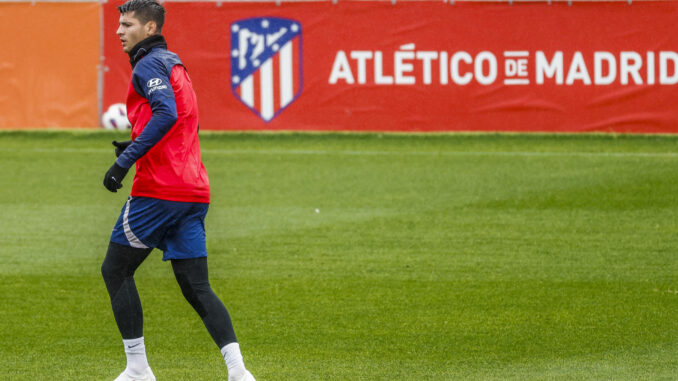 Morata, este jueves durante el entrenamiento del Atlético. EFE/ Aitor Martín
