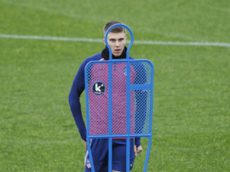 Pablo Barrios, en el entrenamiento de este miércoles en la Ciudad Deportiva Wanda en Majadahonda. EFE/Rodrigo Jiménez