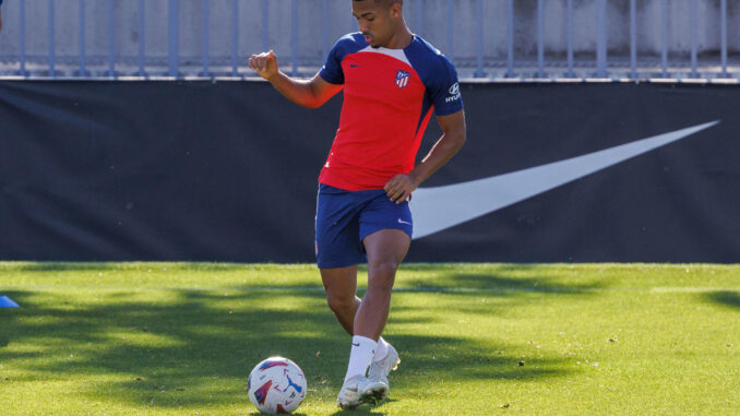 El delantero brasileño del Atlético de Madrid Samuel Lino durante el entrenamiento, en una foto de archivo. EFE/Rodrigo Jiménez
