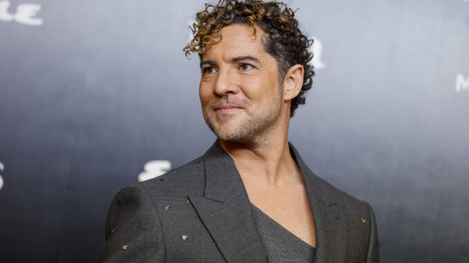 MADRID, 07/11/2023.- El cantante David Bisbal posa durante el Photocall de los Premios al Hombre del Año Esquire, celebrados este martes en el Casino de Madrid. EFE/ Daniel González
