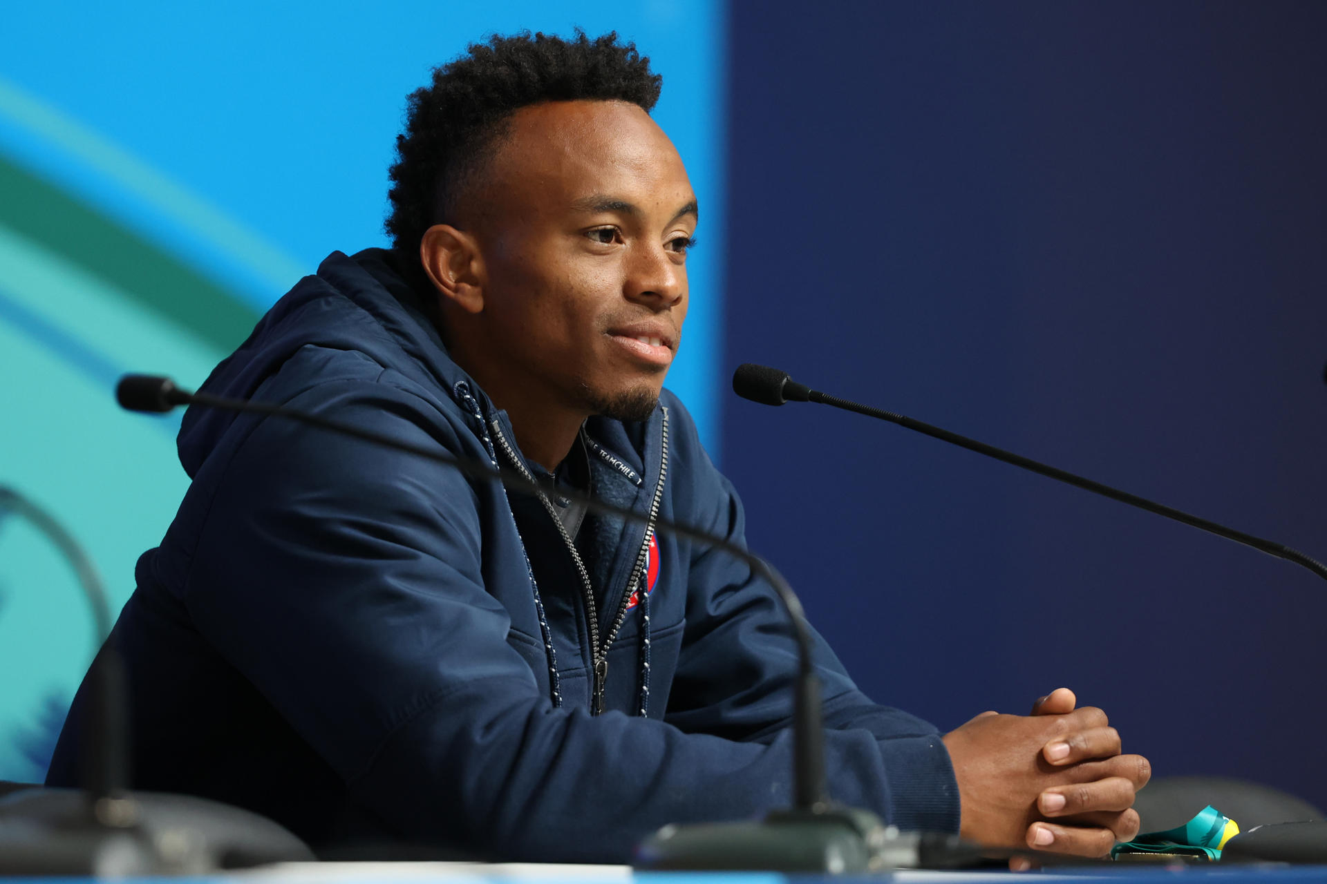 El medallista cubano-chileno Santiago Ford habla en una rueda de prensa durante los Juegos Panamericanos 2023 en Santiago (Chile). EFE/ Lucas Aguayo Araos
