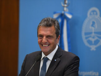 Imagen de archivo del excandidato presidencial por el oficialismo argentino, Sergio Massa. EFE/ Enrique García Medina