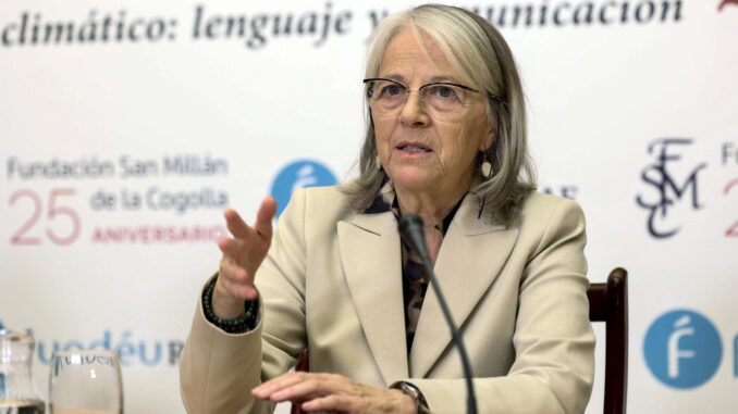 La vicepresidenta de la FundéuRAE y presidenta de la Agencia EFE, Gabriela Cañas, participa en la inauguración del seminario Cambio climático: lenguaje y comunicación, de la FundéuRAE y la Fundación San Millán de la Cogolla, celebrado este jueves en el Monasterio de Yuso de San Millán de la Cogolla (La Rioja). EFE/ Raquel Manzanares
