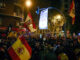 Nueva manifestación contra la amnistía celebrada este martes frente a la sede del PSOE en la calle Ferraz, en Madrid. EFE/Borja Sánchez-Trillo.