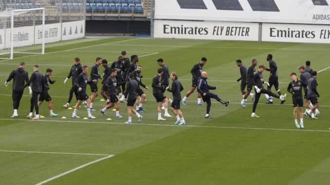 Entrenamiento del Real Madrid este martes en la Ciudad Deportiva del club en Valdebebas (Madrid). EFE/ J.J. Guillén
