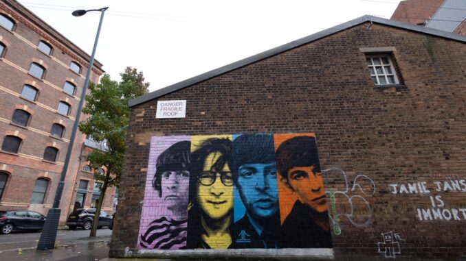 Liverpool (Reino Unido), 02/11/2023.- Mural de The Beatles en Liverpool. EFE/EPA/ADAM VAUGHAN
