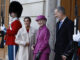 La reina Margarita de Dinamarca (c) recibe a los reyes de España, Felipe y Letizia, quienes inician este lunes una visita de estado de tres días a Dinamarca, en el Palacio Real de Copenhague. EFE/ Juanjo Martín