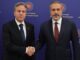 El jefe de la diplomacia estadounidense, Antony Blinken (izquierda) con su colega turco Hakan Fidan este lunes en Ankara. EFE/EPA/NECATI SAVAS